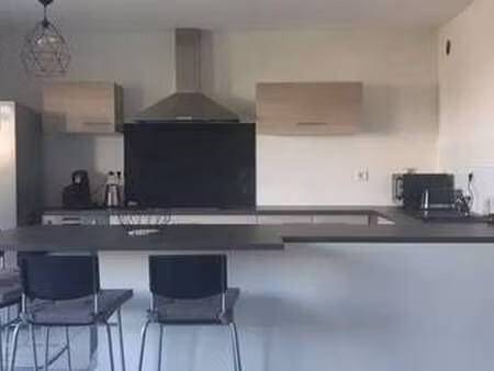 location appartement 3 pièces meublé à rezé (44400) : à louer 3 pièces meublé / 64m² rezé
