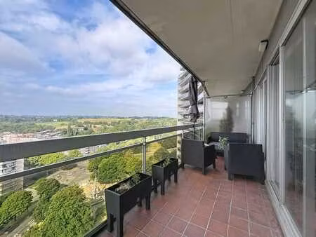 bel app 2 chambres + terrasses