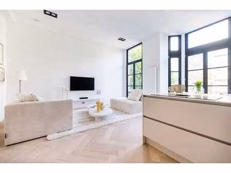 appartement 1ch à ixelles  parquet chevron & design