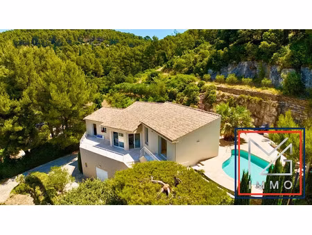 vente villa 5 pièces 150 m² à le beausset (83330)  1 099 000 €
