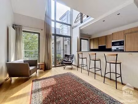 magnifique triplex 2 chambres + bureau à louer à bruxelles