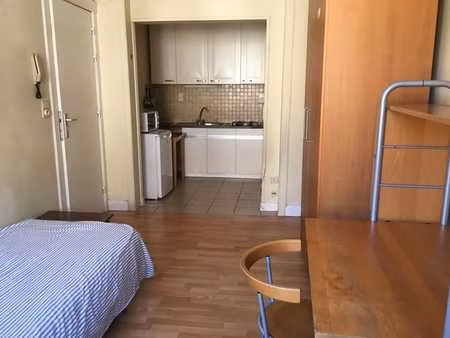 flat/studio