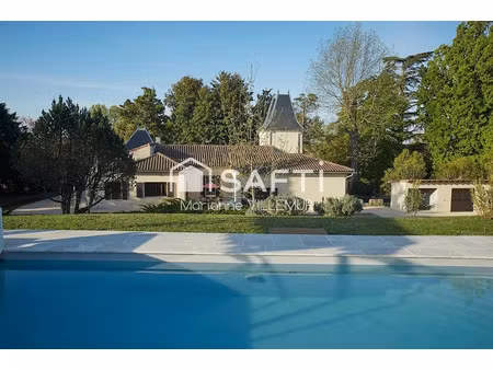vente manoir 9 pièces 250 m² à mézin (47170)  750 000 €