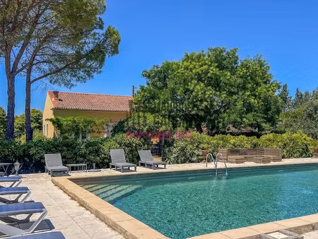 vente maison 5 pièces 118 m² à carpentras (84200)  546 000 €