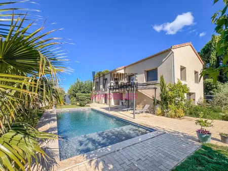vente maison 6 pièces 230 m² à carpentras (84200)  549 500 €
