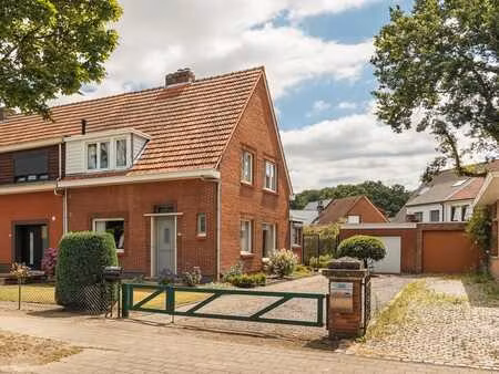 charmante woning in rustige straat in brasschaat