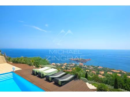 villa de luxe à vendre à antheor