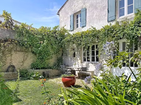vente maison 10 pièces 220 m² à sainte-marie-de-ré (17740)  995 000 €