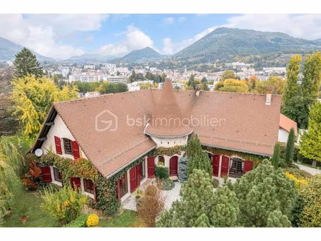 vente propriété 10 pièces 370 m² à voiron (38500)  1 090 000 €