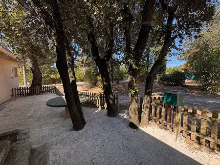 vente appartement 2 pièces 29 m² à villeneuve-les-avignon (30400)  120 000 €