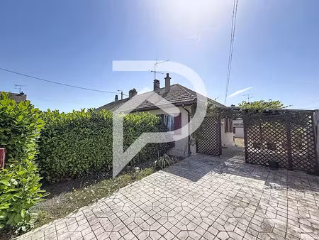 location maison 3 pièces 63.22 m² à dreux (28100)  973 €