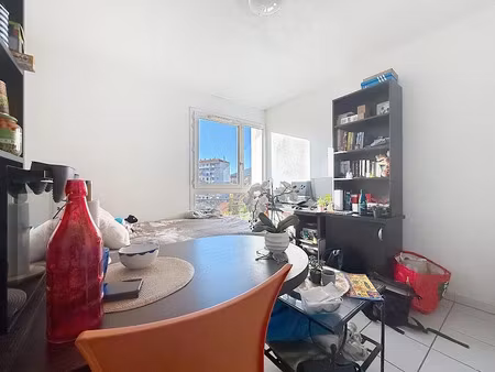 vente appartement 1 pièce 18.27 m² à toulon (83000)  50 000 €
