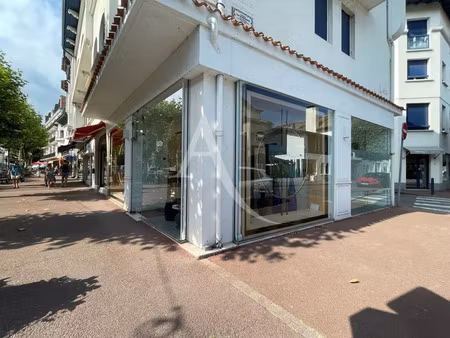 location commerce 51 m² à saint-jean-de-luz (64500)