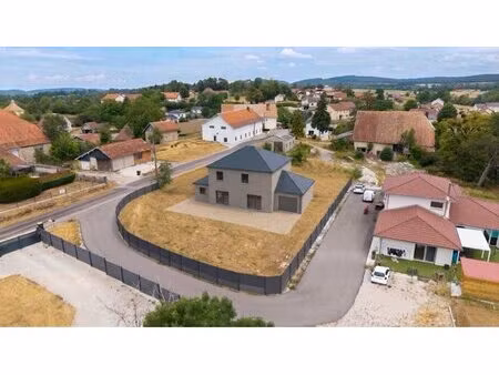 terrain constructible de 1 470 m2