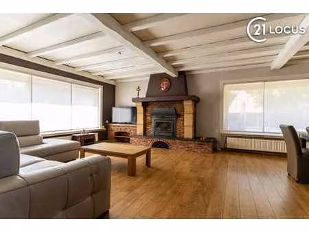 bungalow parfaitement entretenu avec jardin ensoleillé et be