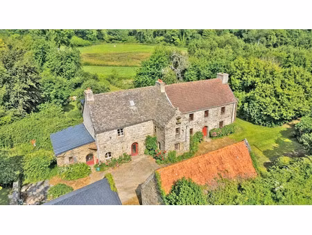 vente manoir 7 pièces 217 m² à guimaëc (29620)  596 000 €