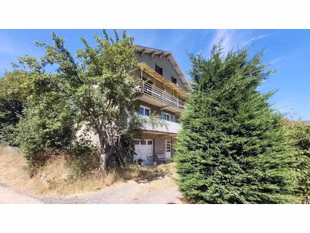 vente appartement 3 pièces à saint-agrève (07320)  90 000 €