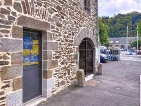 location bureaux et commerces à plérin (22190) : à louer / 21m² plérin