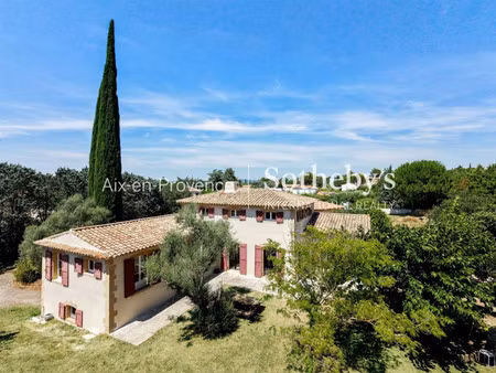 maison de luxe à vendre dans le quartier grand sud- aix la duranne