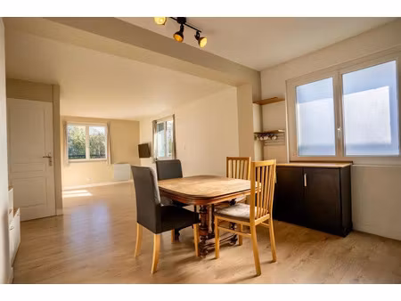 vente appartement 2 pièces 49 m² à saint-vincent-de-tyrosse (40230)  188 000 €