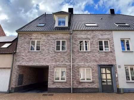 recent 1-slaapkamer appartement met garage te merendreedorp
