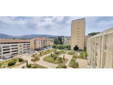 vente appartement 3 pièces 78 m² à aubagne (13400)  170 000 €