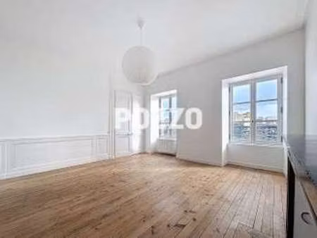 location appartement 4 pièces à cherbourg-octeville (50100) : à louer 4 pièces / 93m² cher