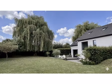 maison de luxe à vendre dans le quartier le paradis-les tertres