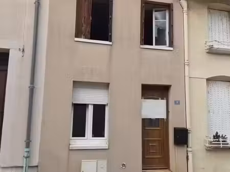maison 4 pièces 80 m²