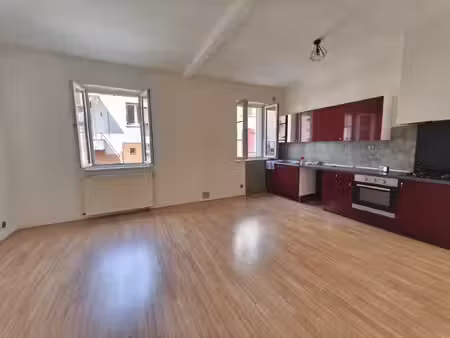 maison 4 pièces 105 m²