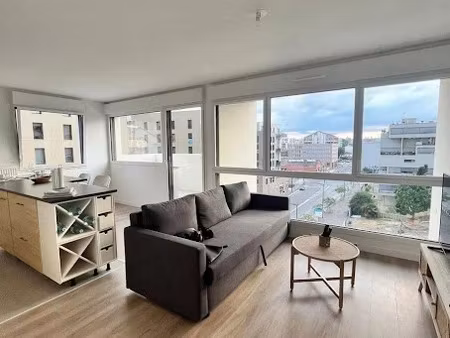 location meublée appartement 3 pièces 64 m² à ivry-sur-seine (94200)  2 100 €