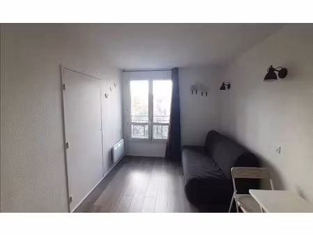 studio / 18m² / carrefour pleyel (ligne 13)