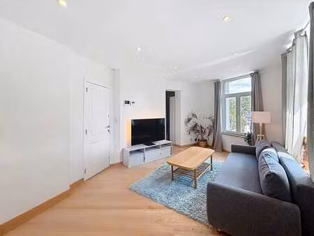 bel appartement 1 chambre à saint-gilles
