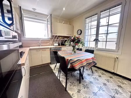 immeuble rénové – 326 73 m² – jardin constructible
