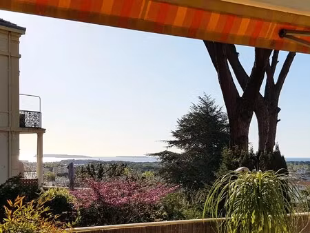 superbe appartement t2 calme / vue mer grande terrasse et garage