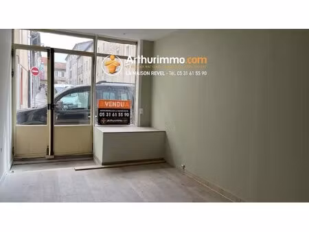 local commercial 27 8 m² avec accès pmr à revel