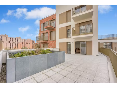 grand t2 meuble 48 m2 roseraie