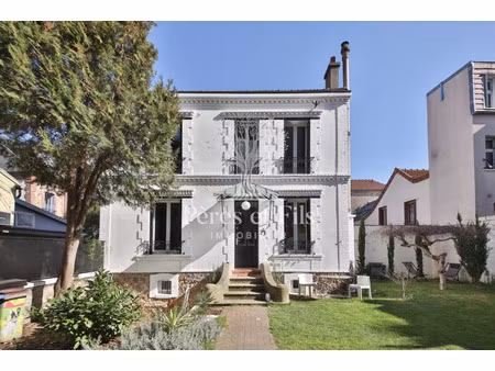 maison de luxe à vendre dans le quartier hauts d'asnières-métro