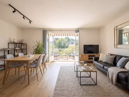 appartement t3 de 68 m2 avec terrasse  garage & cave serin
