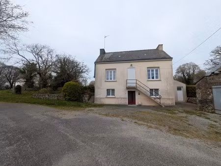 bubry maison a usage d habitation de 90m² environ habitable avec garage et dependance en p