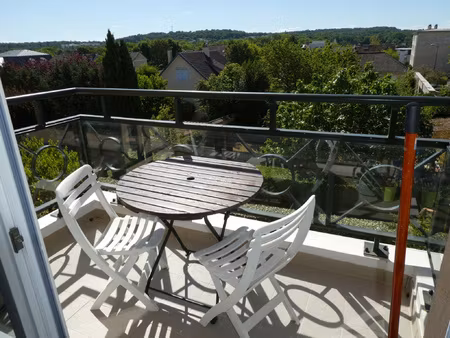 appartement 4 pièces en résidence  avec parkings