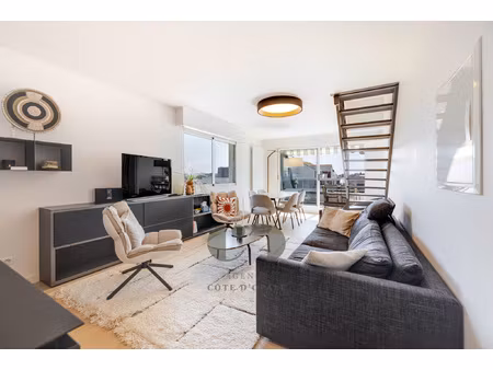 appartement en duplex proche de la plage