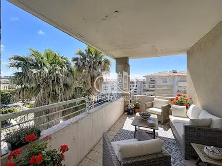 vente appartement 4 pièces 82.84 m² à juan les pins (06160)  399 000 €