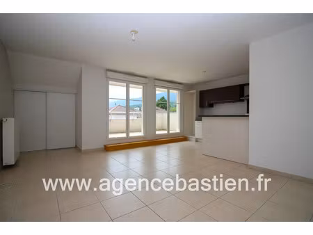 vente appartement 4 pièces 81 m² thoiry (01710)