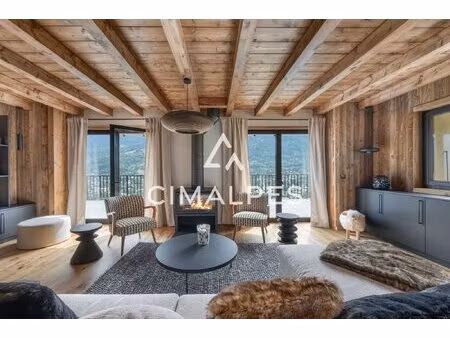 chalet entièrement rénové - 5 chambres - proche du village