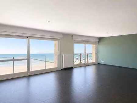 appartement de luxe très spacieux avec 3 chambres et poss...