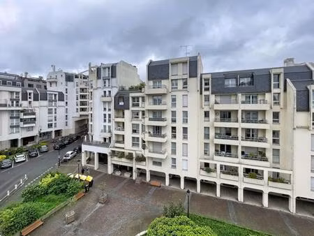 appartement 1 pièce 32.8 m²