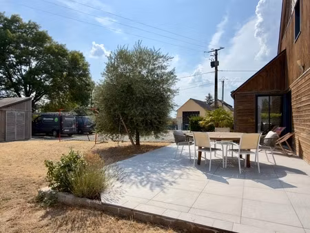 allonnes  maison de 137m² 4 chambres avec vie de plain-pied sur terrain arboré de 1110m²