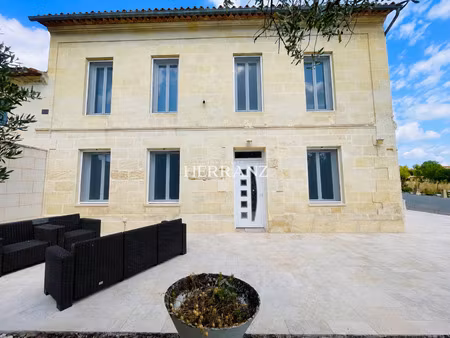 double maison en pierre  270m2  6 chambres  parc de 2600m2