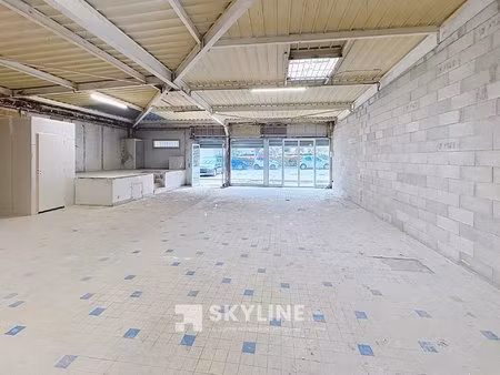 local commercial 128m²- à aubagne